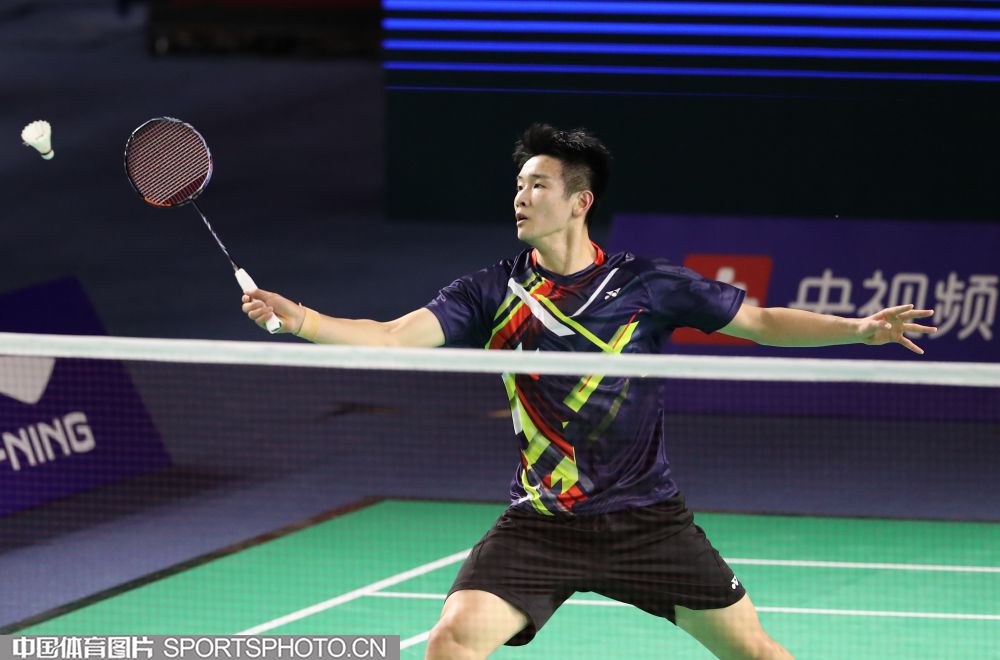 使观众在哈 使观众在哈